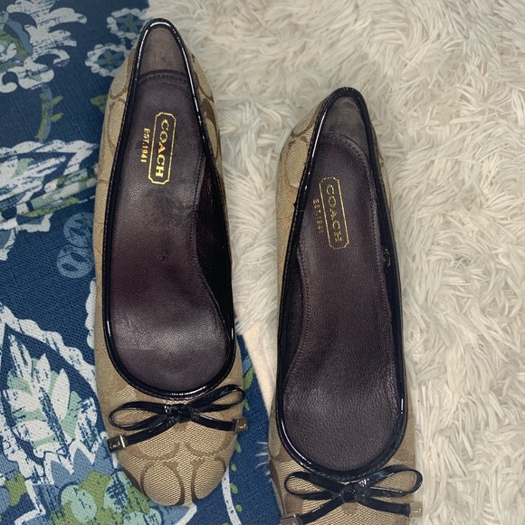Coach wedges size 6.5 - Picture 2 of 5